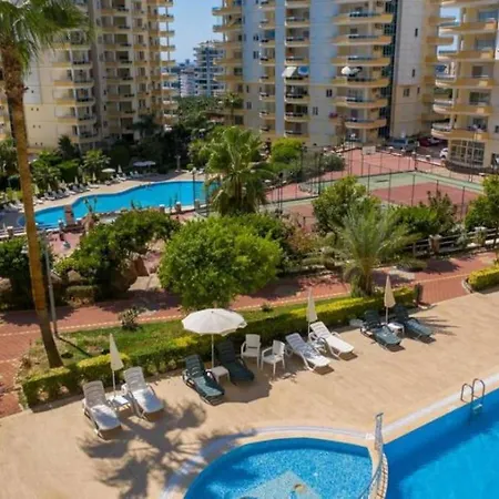 A Flat In A Complex- * ألانيا